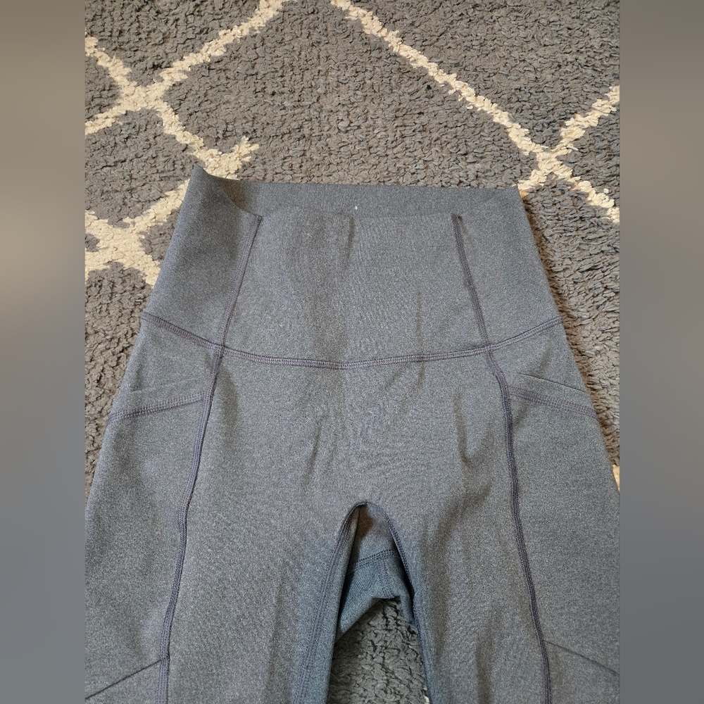 Everlane The Perform Pocket Leggings Size Small - Picture 7 of 13